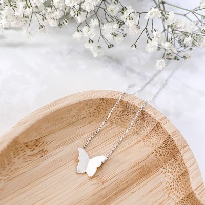 Colar borboleta origami em prata 925 Colar borboleta origami em prata 925