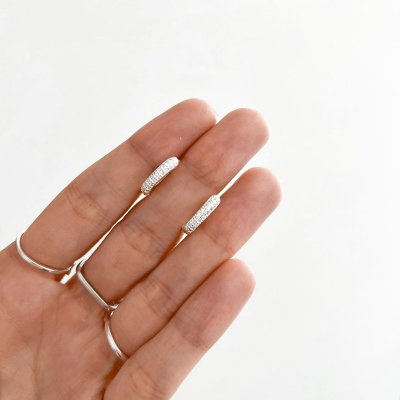 Argolinha Cravejada Prata 925 Argolinha Cravejada Prata 925