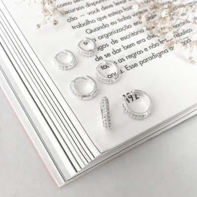 Argolinha Cravejada Prata 925 Argolinha Cravejada Prata 925