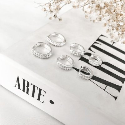 Argolinha Cravejada Prata 925 Argolinha Cravejada Prata 925