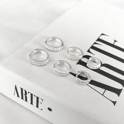 Argolinha Cravejada Prata 925 Argolinha Cravejada Prata 925