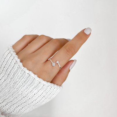 Anel regulável ponto de luz em prata 925 Anel regulável ponto de luz em prata 925