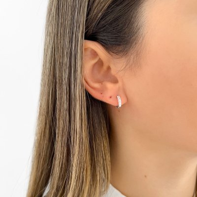 argola cravejada fina p prata 925 2