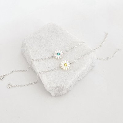 colar margarida em madreperola azul e amarelo prata 925 glamour pratas flor 1