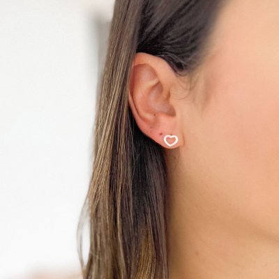 brinco coracao vazado m prata